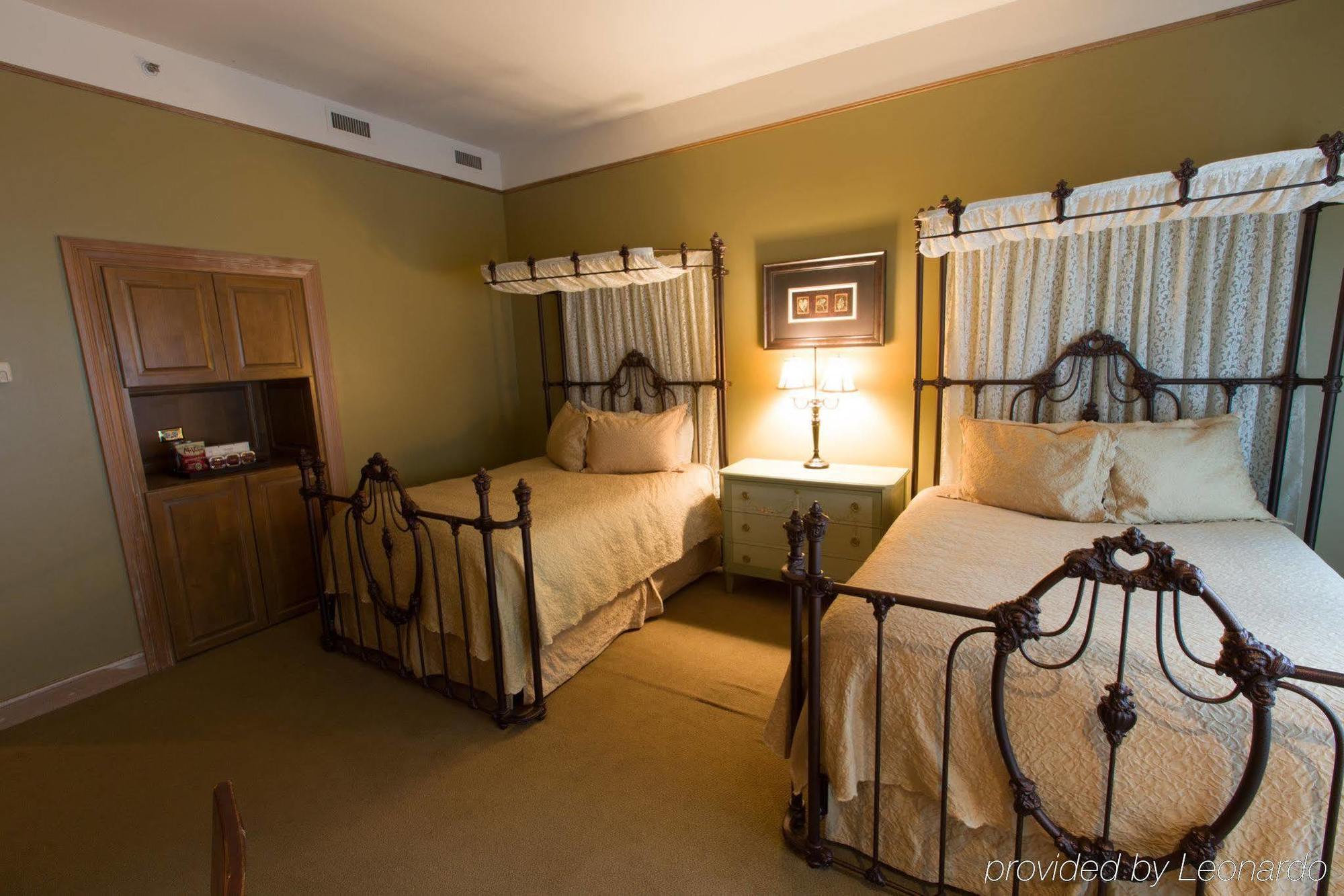 Herrington Inn & Spa Geneva Extérieur photo